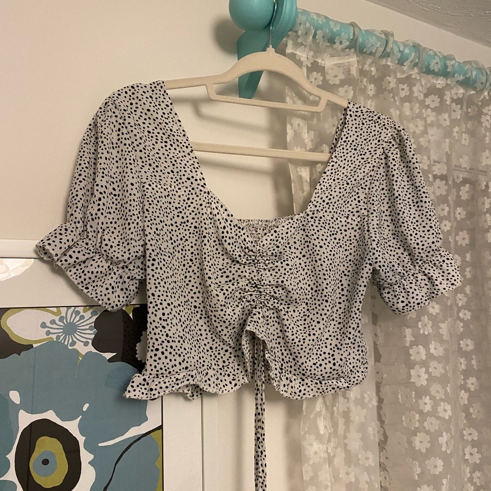 Shein crop top size medium